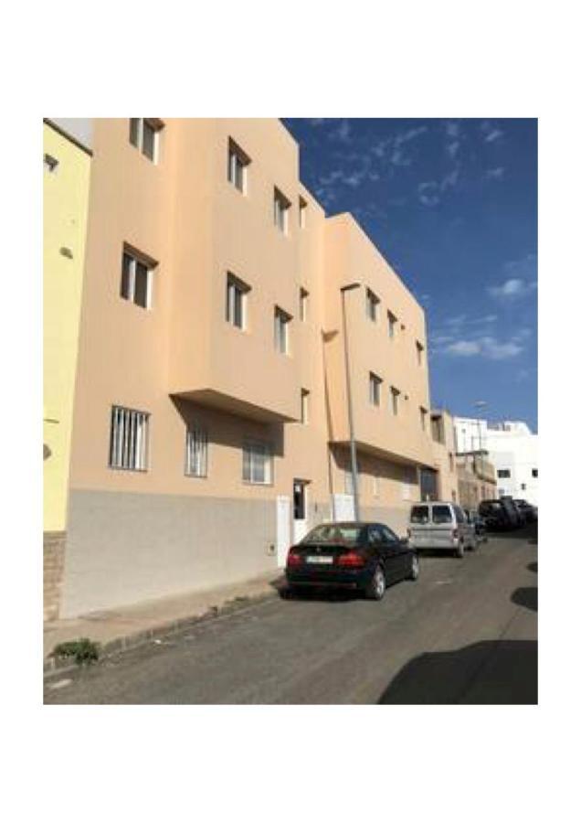 Apartamentos Cerca Del Aeropuerto Инхенио Экстерьер фото